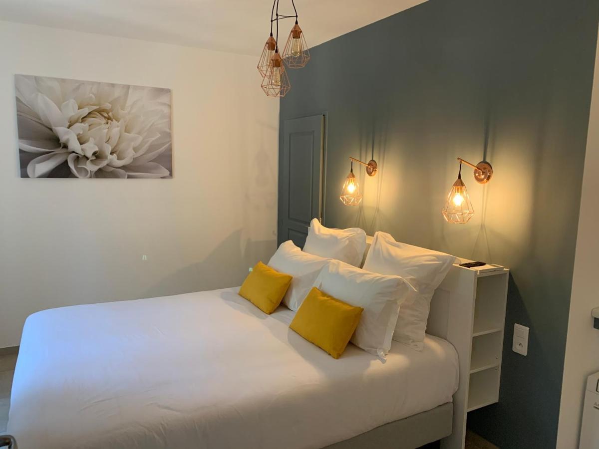 Domaine Forvent Bed & Breakfast Saint-Julien-de-Peyrolas Dış mekan fotoğraf