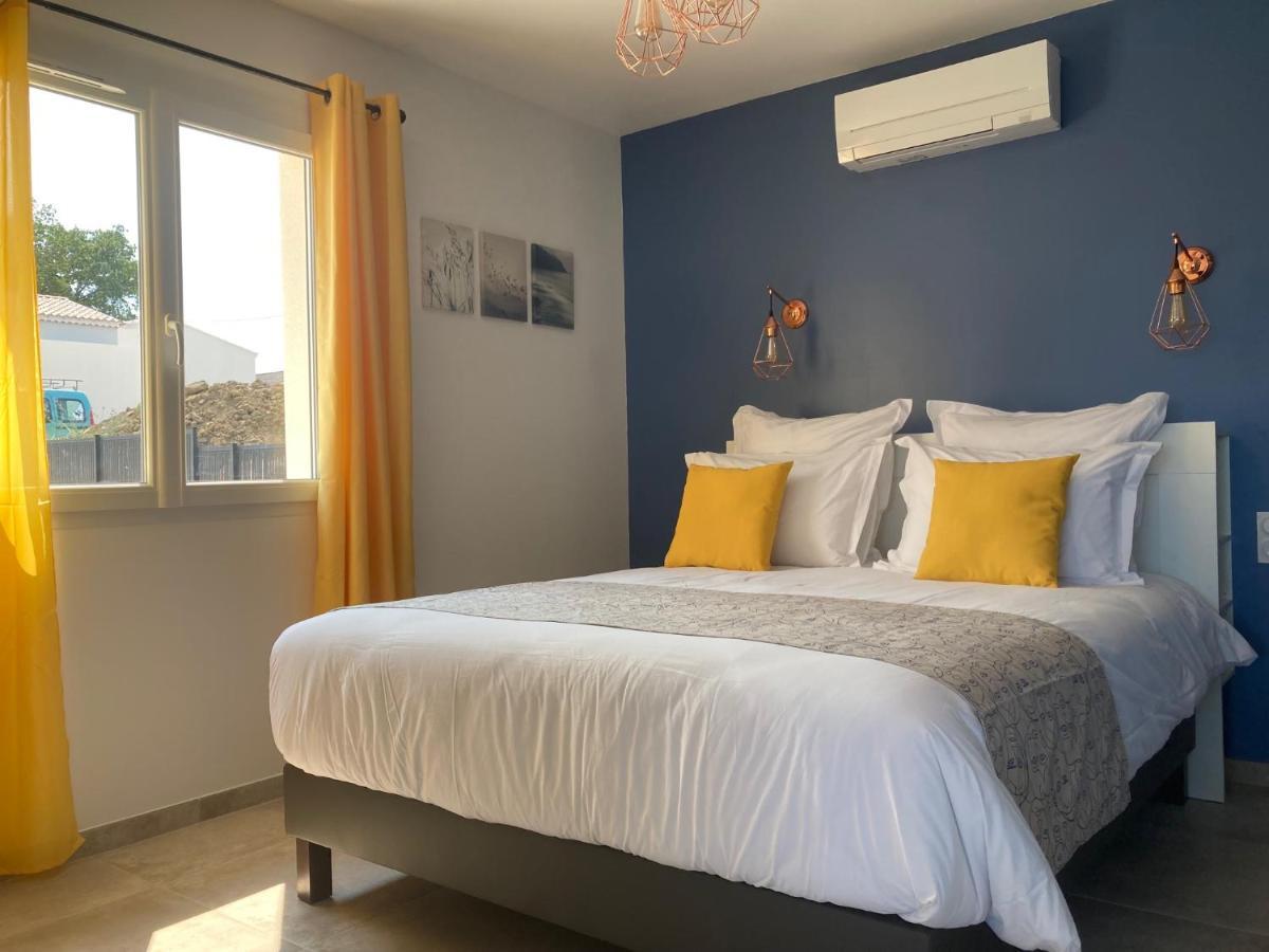 Domaine Forvent Bed & Breakfast Saint-Julien-de-Peyrolas Dış mekan fotoğraf