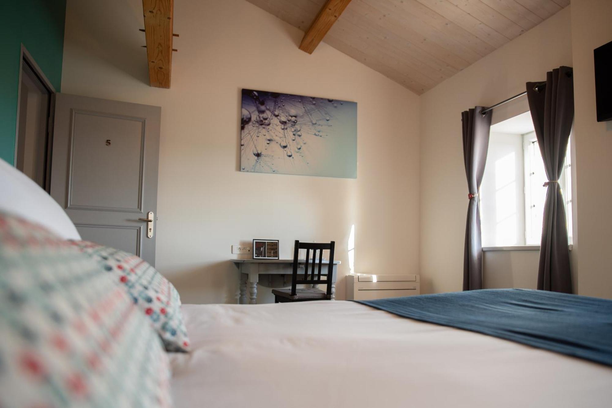 Domaine Forvent Bed & Breakfast Saint-Julien-de-Peyrolas Dış mekan fotoğraf