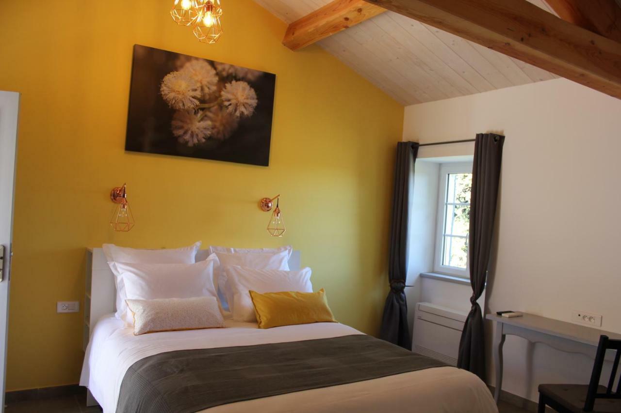 Domaine Forvent Bed & Breakfast Saint-Julien-de-Peyrolas Dış mekan fotoğraf