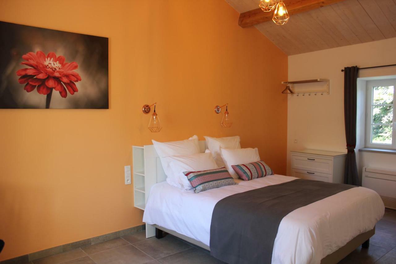 Domaine Forvent Bed & Breakfast Saint-Julien-de-Peyrolas Dış mekan fotoğraf
