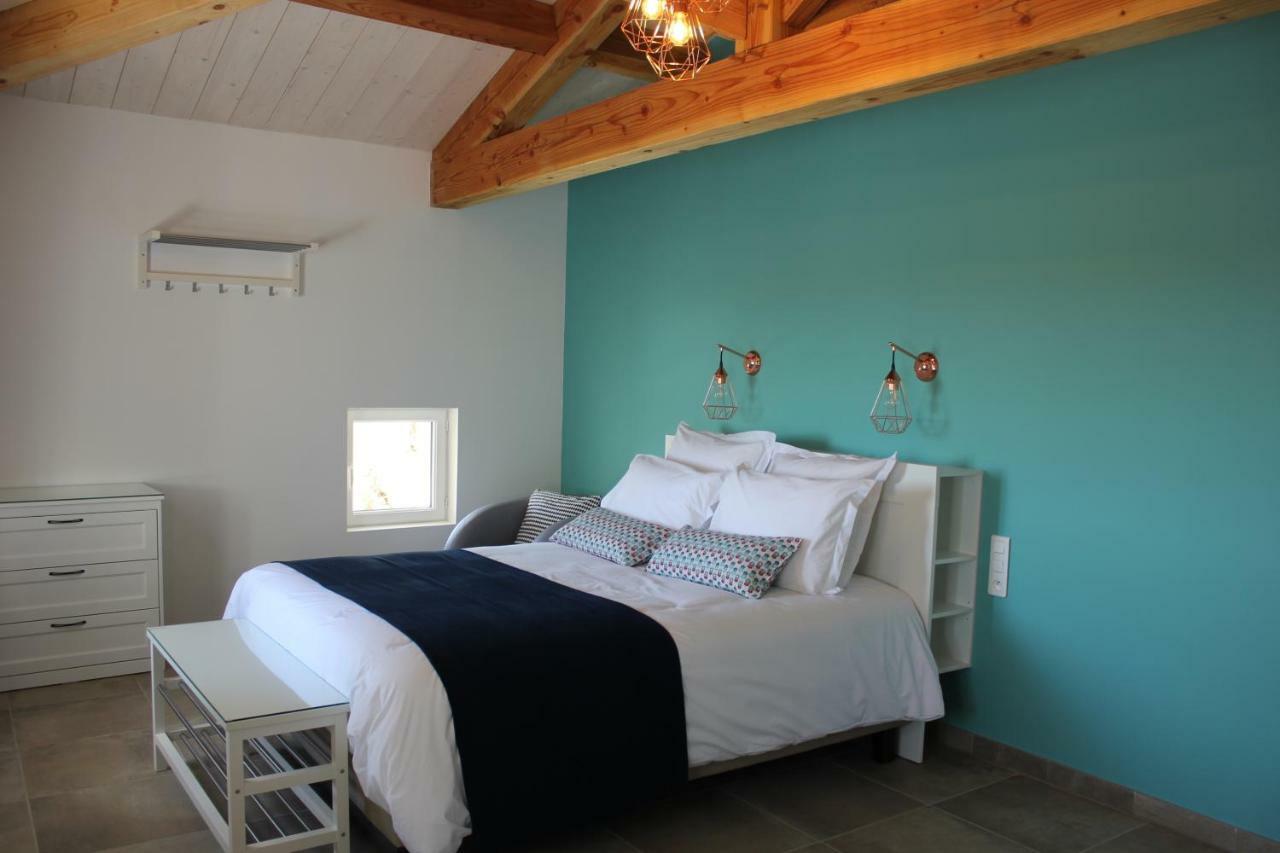 Domaine Forvent Bed & Breakfast Saint-Julien-de-Peyrolas Dış mekan fotoğraf